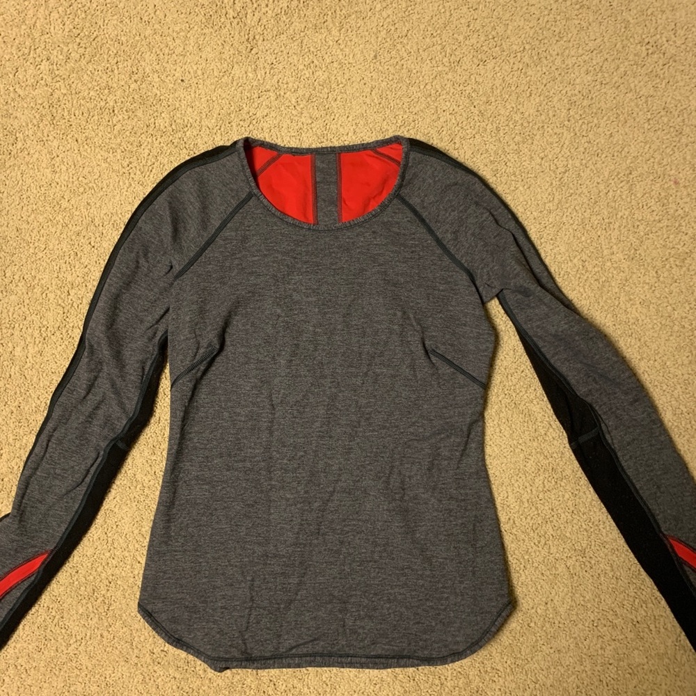 Reversible lulu lemon long sleeve